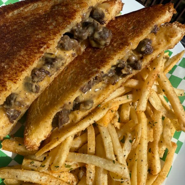 Ribeye Melt