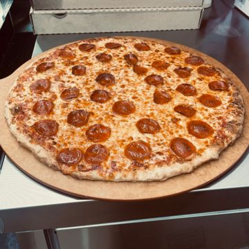 16” Pepperoni Pizza