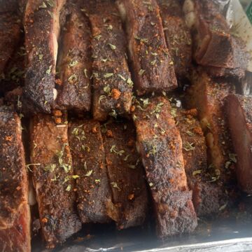 Smoked rib tips