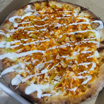buffalo wing pizza