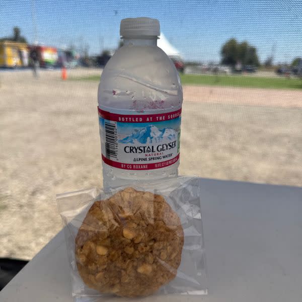Water and cookie