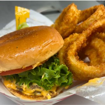 Cheeseburger w/fries