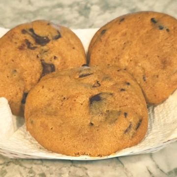 Dave's famous fresh baked chocolate chip cookies