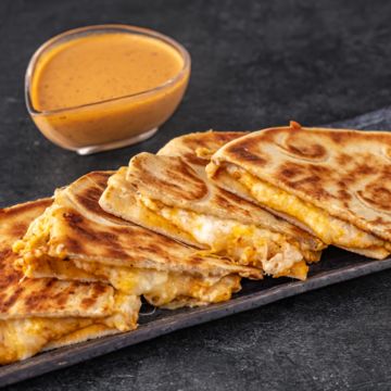 Garlic Cheesy Pita