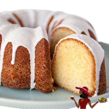 HOMEMADE VANILLA POUND CAKE