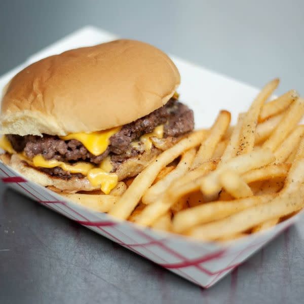 Big Byte Burger w/ Fries