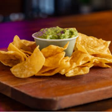 Guac and chips