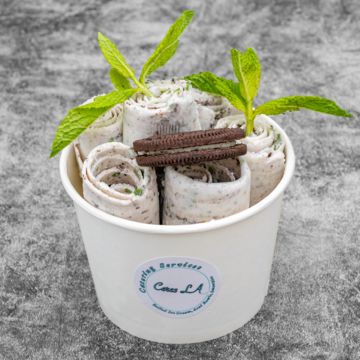 Vegan fresh mint and Oreo rolled ice cream