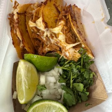 Quesabirria tacos