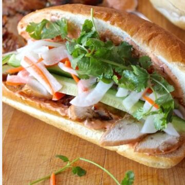 Banh mi - Chicken - Vietnamese Sandwich