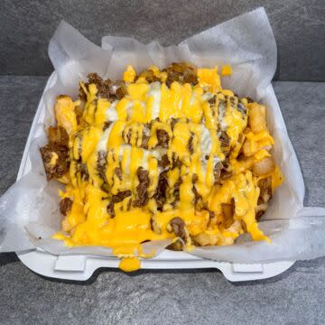 Cheesesteak fries