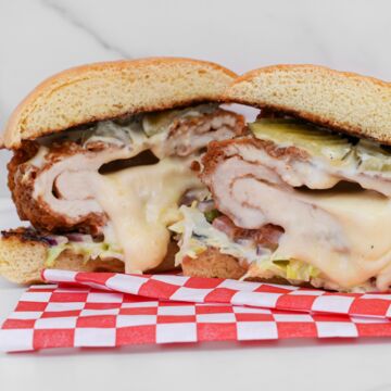 Chicken sandwich White American cheese