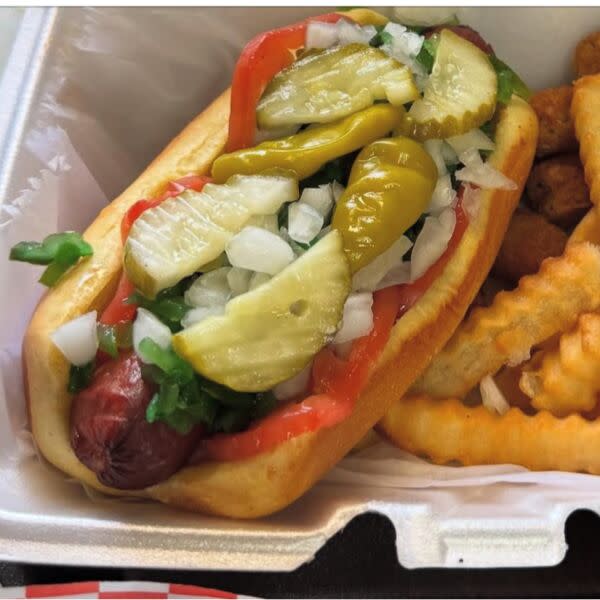 Chicago Dog W/side