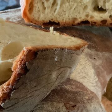Ciabatta Pugliese (loaf)