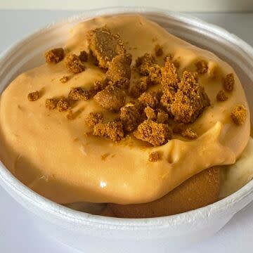 Thai tea banana pudding