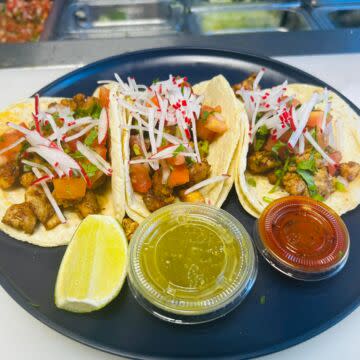 Tacos de Pollo Asado