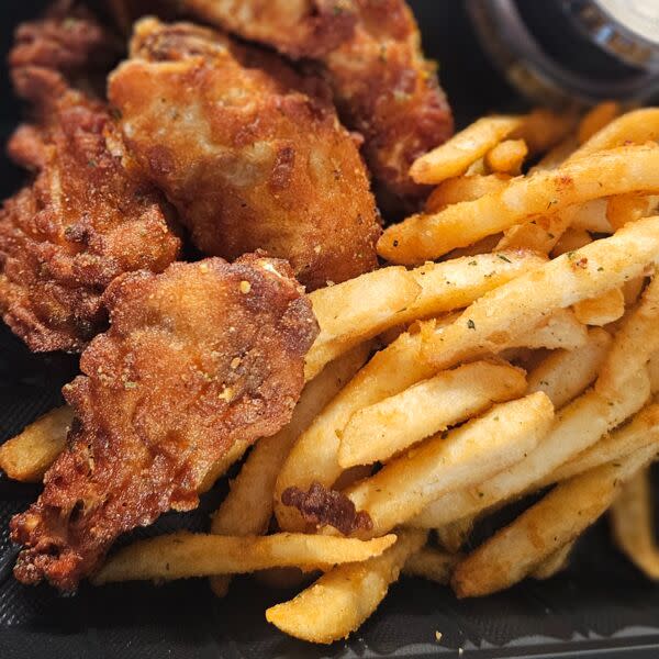 Chicken Wings (6)