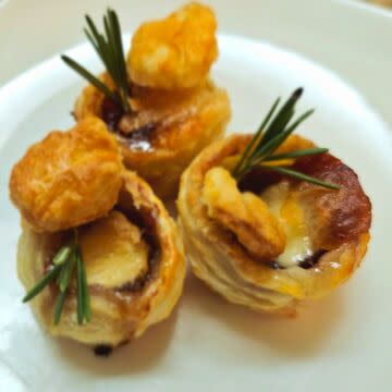 Brie Bites