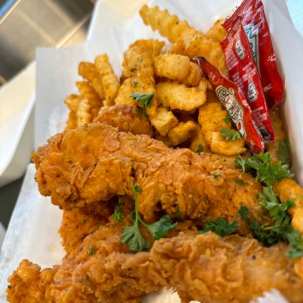 SOUTHERN FRIED CHICKEN TENDERS
