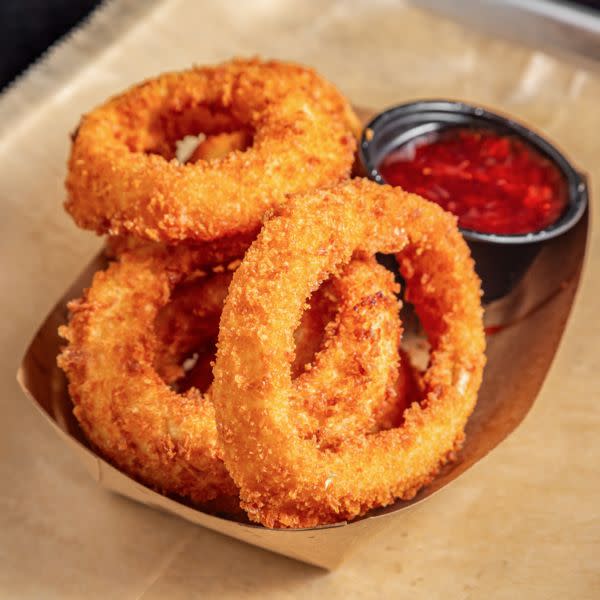 Onion Rings (w/ Strawberry Chipotle Dip)