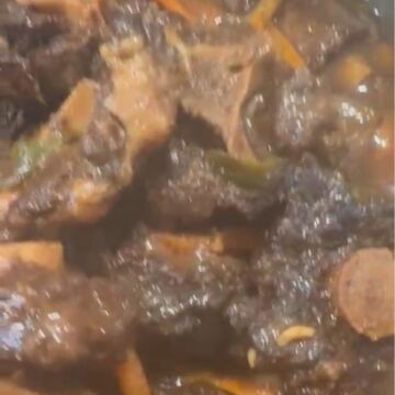 Stew oxtail