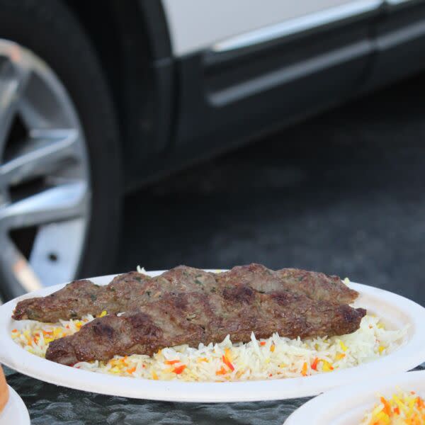 Kebab Kabsa And Drink