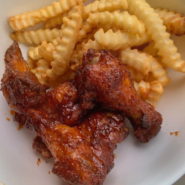 8 PCS Whole Wings, Fries And Drink.