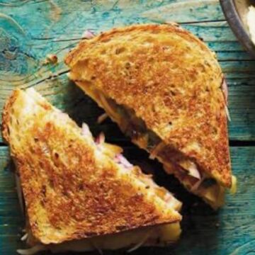 Bbq chicken Melt  with fries