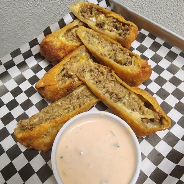 Cheeseburger Rolls