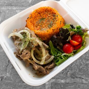 Biftec Encebollado
