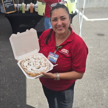 Old Fashion Funnel Cake