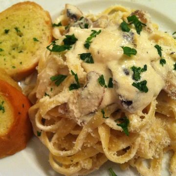 Fettuccini Alfredo