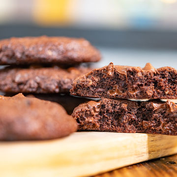 Double Chocolate Chip Cookie - Stack of 4