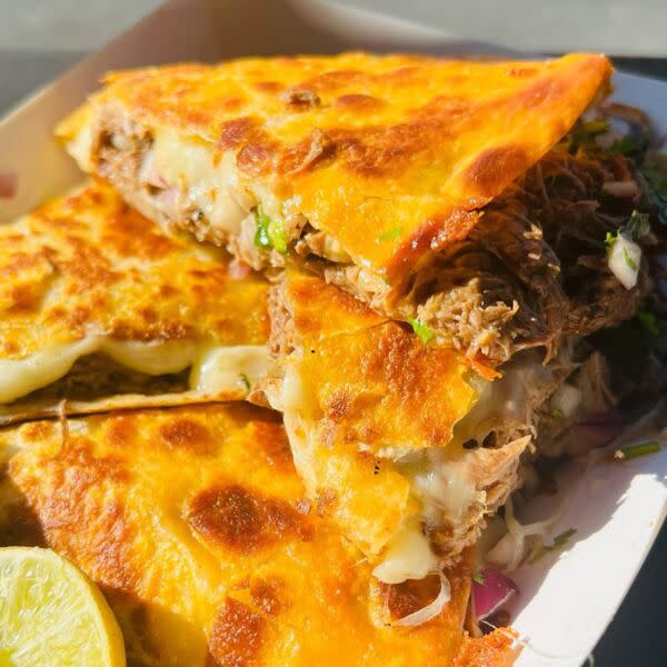 XXL Quesadilla