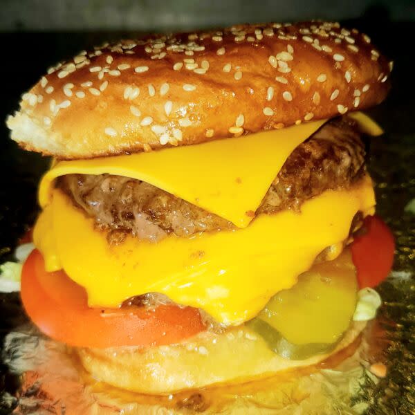 Double Cheeseburger add Fries