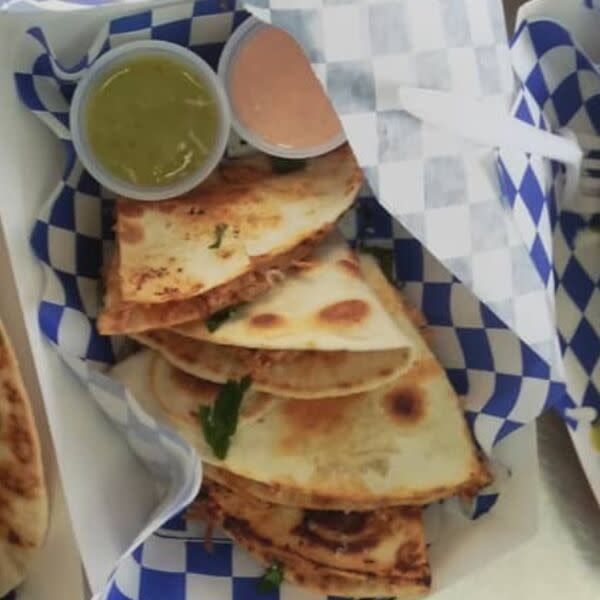 Mingos Quesadillas
