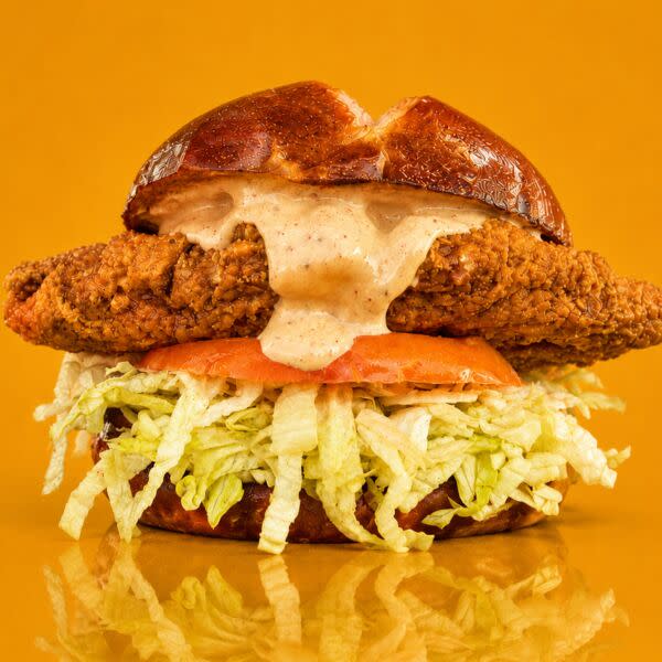 Cali Clucker