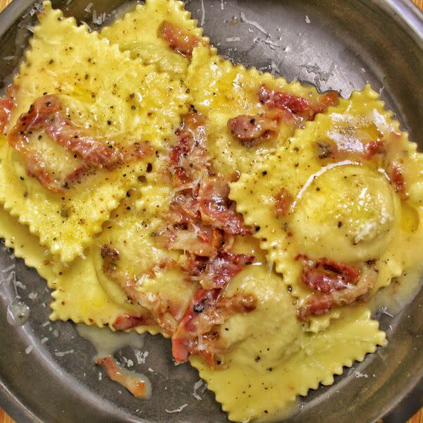 Ravioli beef/ mush/cheese