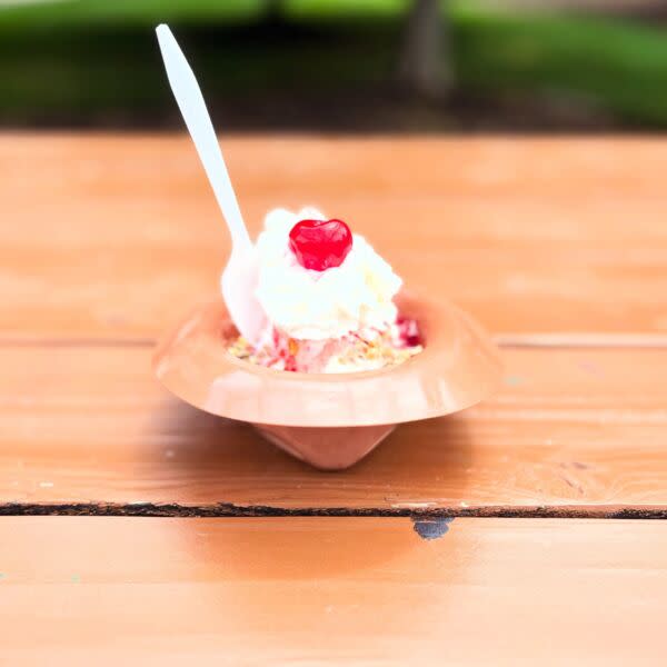 Hat Tipping Sundae