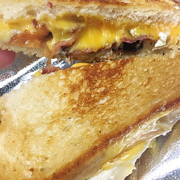 Our Signature 5 Cheese & Bacon Grilled Cheese