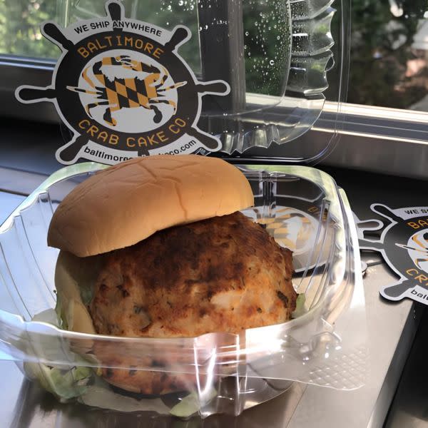 Maryland Style Lump Backfin Crab Cake Sandwich