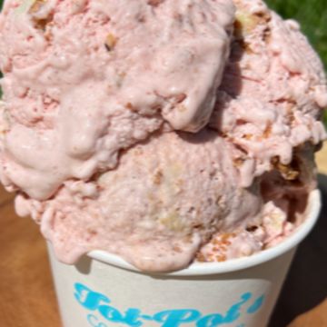 Strawberry Cheesecake Ice Cream 