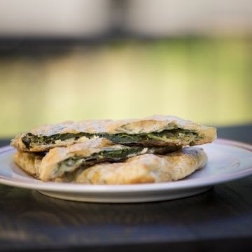 Spinach and Cheese Pie (Spanakopita Byrek)