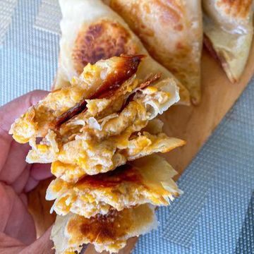Philly Cheesesteak Wontons