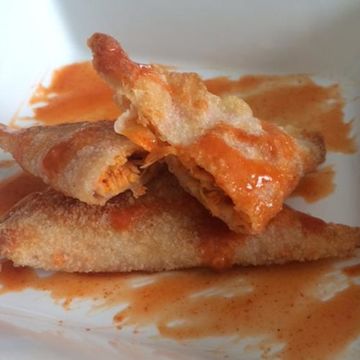 Buffalo Chicken Wontons