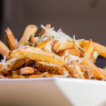 Garlic parmigiana fries