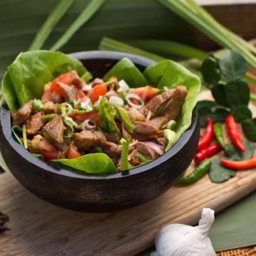 Grilled Pork Salad