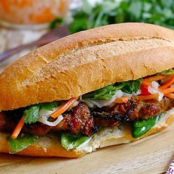 Vietnamese Chicken Banh Mi (Sandwich)