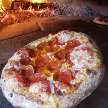 Pepperoni (Ten Inch Pizza)