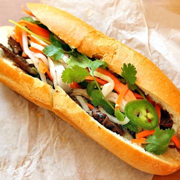 Vietnamese Vegetarian Sandwich (Banh Mi)